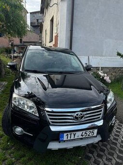 Toyota RAV4. TDI 2,2. 170000km. R.v.2011.