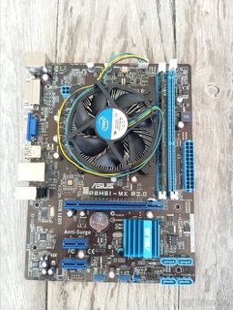 STARŠÍ PC DESKA S PROCESOREM, RAMKOU A CHLADIČEM