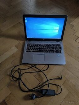 Hp Zbook 15 g4 i76500u 8Gb , 256ssd win 10 pro - 1