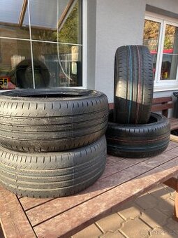 Pneu Dunlop 225/45r17 - 1