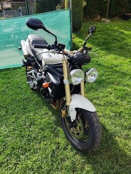Triumph Street Triple 675 (2007) SUPER CENA