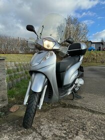 HONDA SH 300