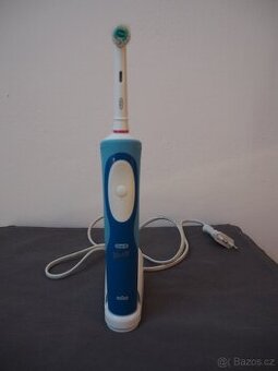 Elektrický kartáček Oral B Vitality od zn. Braun
