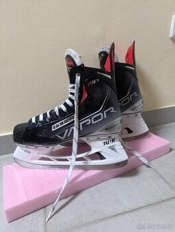 Brusle Bauer Vapor X3.7
