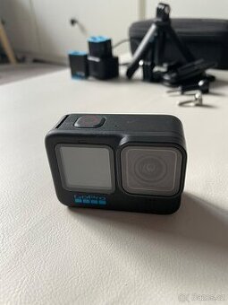 GoPro Hero 10 black + mnoho příslušenství