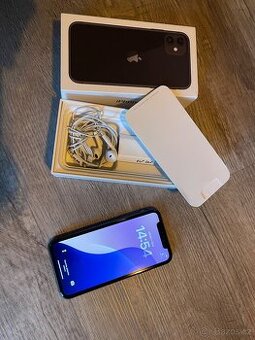 Apple iPhone 11 64gb top stav