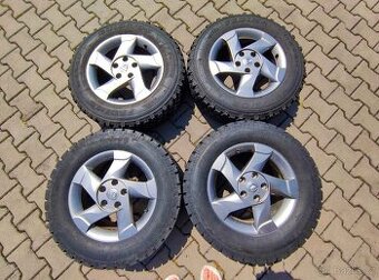 Alu kola DACIA DUSTER 16" + offroad zimní pneu 215/65/16