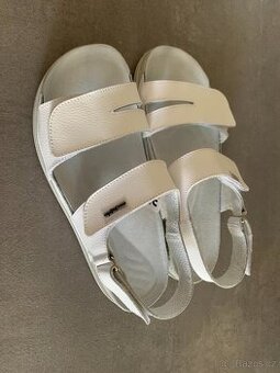 MEDISTYLE GALINA  sandál BÍLÝ velikost 38