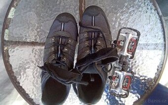Cyklo boty a pedály