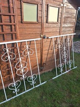 Ozdobné kované mřiže