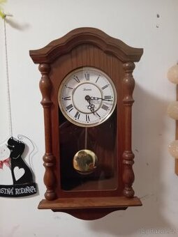 Kyvadlove hodiny Scania