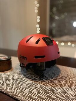 Helma Bern Macon 2.0 MIPS – velikost S (52–55,5 cm)