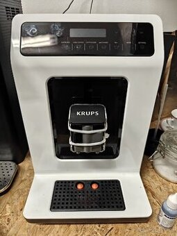 Zamluveno do středy Kávovar Krups quattro force