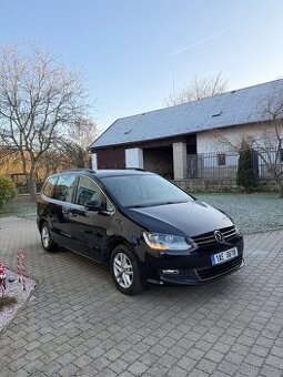 Prodám Volkswagen Sharan, 2.0Tdi, 221tis.km nájezd, 7 míst.