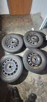 Zimní pneu 205/55/16 disky et 48