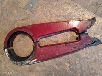 Jawa 250 a 350 kývačka - kryt řetězu