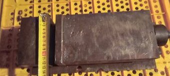 Prodám strojní svěrák