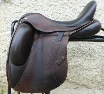 Drezurní sedlo Custom Icon Coda