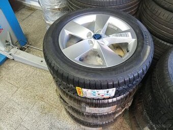 ALU Škoda 5x112 R17 Nové Ratikon + 225/55 Zimní