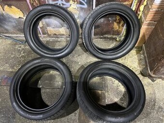 Letní pneu Hankook 235/50 R19