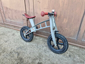 Odrážedlo First bike