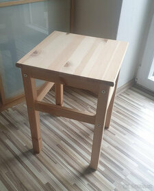 Dřevěná stolička Ikea Oddvar