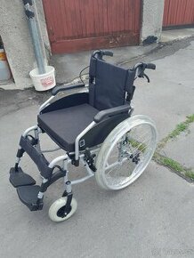 INVALIDNÍ VOZÍK-44,-46CM-ZADNÍ BRZDY-ZASÍLÁM PO ČR