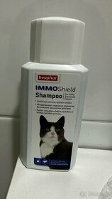 Šampon pro kočky proti blecham a jiným tvorům