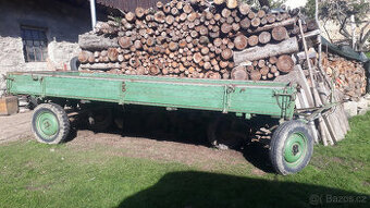 Valník / přívěs za traktor