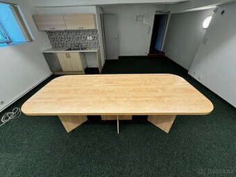 Velký kancelářský oválný stůl 240x80cm