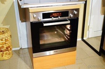 Miele nerezový vestavný sporák H4540E - KAT, 2 varianty varn