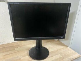 2x LCD monitor iiyama 22"