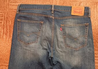 Levi's pánské modré džíny střih 504, velikost 36-34