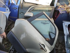 Prodam dily na Fiat Sedící 4x4