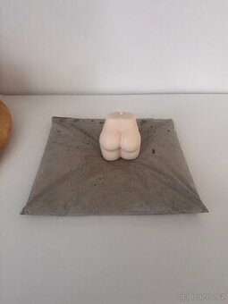 Betonový svícen pillowback