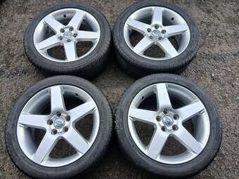 Prodám sadu Orig ALU kol Volvo 205/50R17 letní