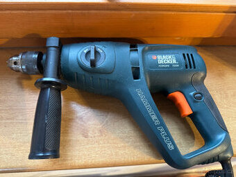 Příklepová vrtačka Black&Decker KD900RE 700W - 1