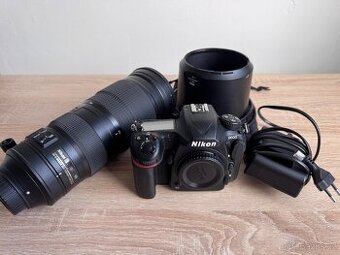 Nikon D500 + Nikon 200-500mm