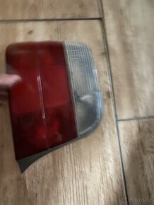 Bmw e36 compact levé zadní světlo