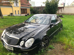 Mercedes benz tridy E 5.0i automat 4matic w211