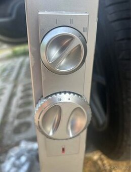Eletricky radiator, topna deska