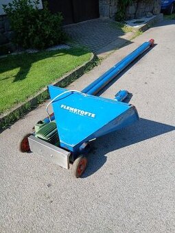 Prodám šnekový dopravník s násypkou