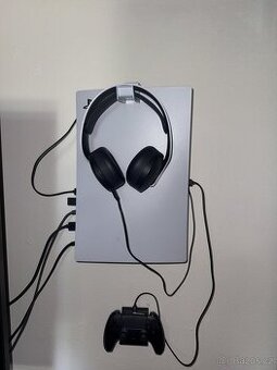 PS 5 s mechanikou