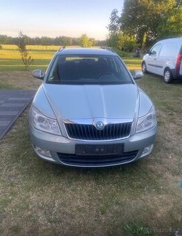 ŠKODA OCTAVIA COMBI 1.6 TDI DSG FACELIFT