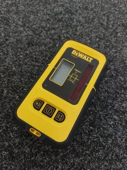 Laserový detektor Dewalt