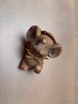 sošky zvířátek - sloni, labuť, kočka (různé materiály)