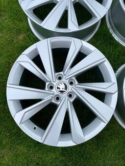 🛞Alu kola Škoda Riegel 17” Fabia, 5x100
