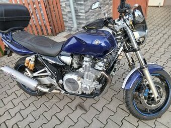 Yamaha XJR 1300