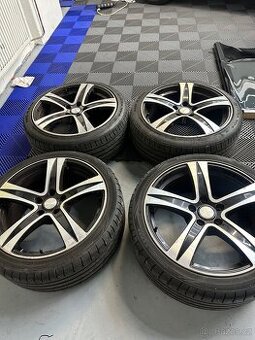 Sada Alu r18 5x112 225/40 ET51