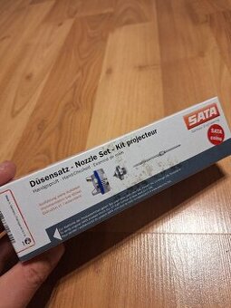 

Originální sada trysky SATA určená pro stříkací